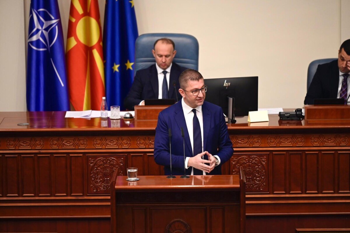 Мицкоски: Планот за чист воздух на СДСМ беше најден со метар прашина, сами не можеле да го најдат