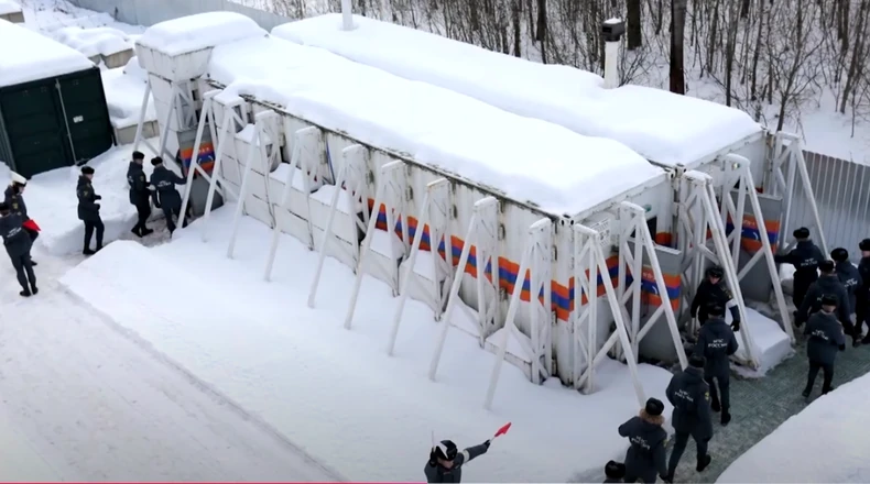 ВИДЕО: Еве како изгледаат руските атомски засолништа, можат да се транспортираат, приспособени се за вечен мраз, е еве колку луѓе собираат!