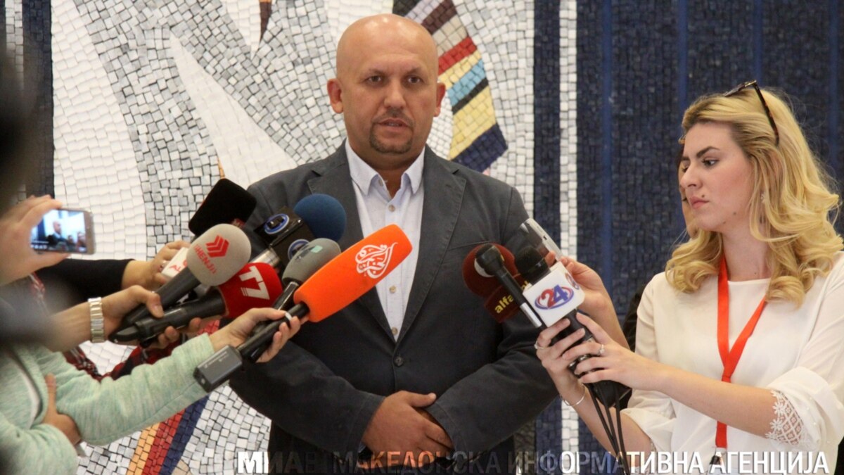 Утрово запален автомобилот на обвинителот Џелал Бајрами во Куманово