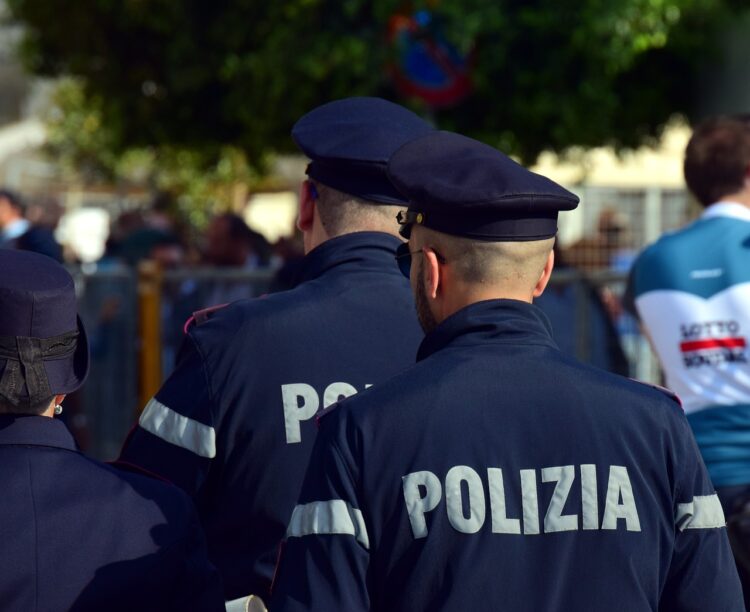 Бројот на жртвите во експлозијата во рафинеријата во Фиренца се искачи на четири