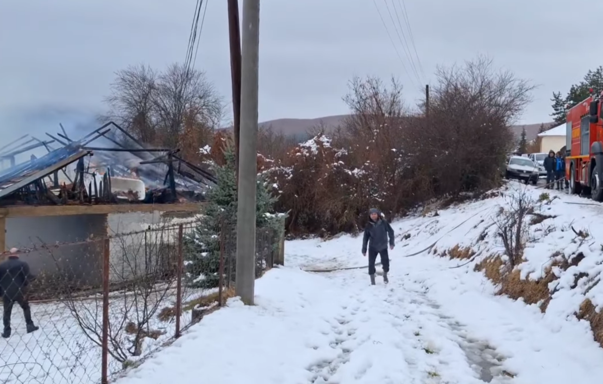 ВИДЕО Пожар во с.Граиште, сообраќајот во целосен прекин!