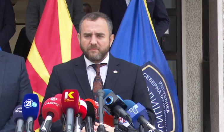 Тошковски за интерпелацијата на ДУИ: Македонскиот народ знае што стои позади ова, нека им е со среќа!