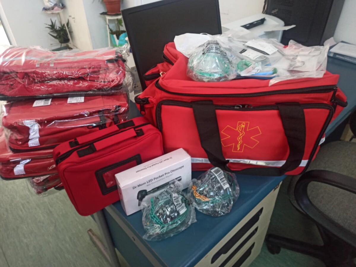 Нашите иселеници од Англија со хуманитарна донација за Здравствениот дом во Делчево