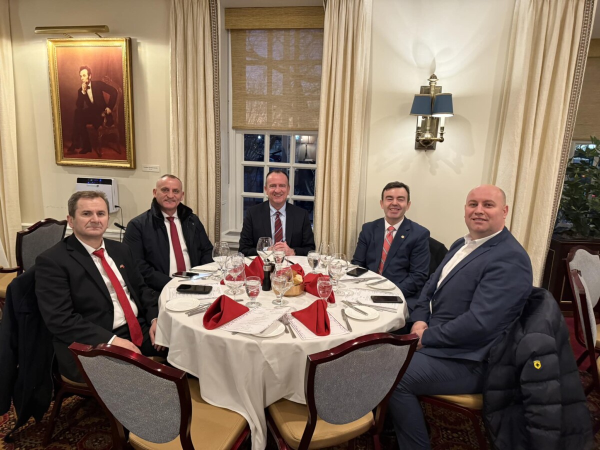 Коалиција „Вреди“: Со присуството на инаугурацијата на Трамп ги покажуваме нашите блиски врски со западната демократија
