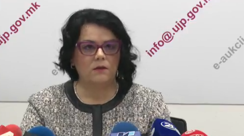 Исплатата на парите од МојДДВ и повратот на ДДВ за компаниите течат континуирано, вели Петрова