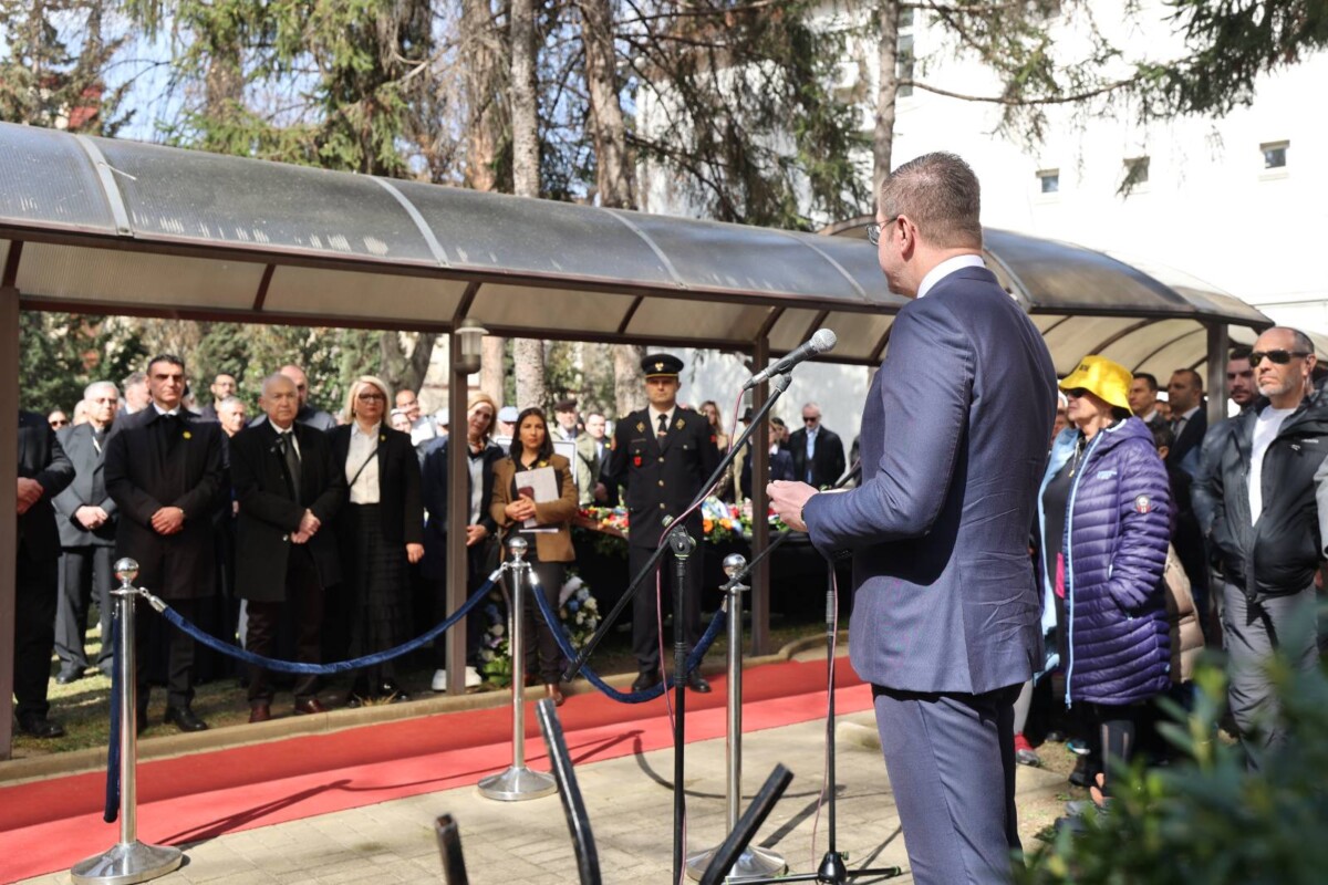 Мицкоски: Да не се заборави трагедијата на македонските Евреи, да не дозволиме историјата да се повтори!