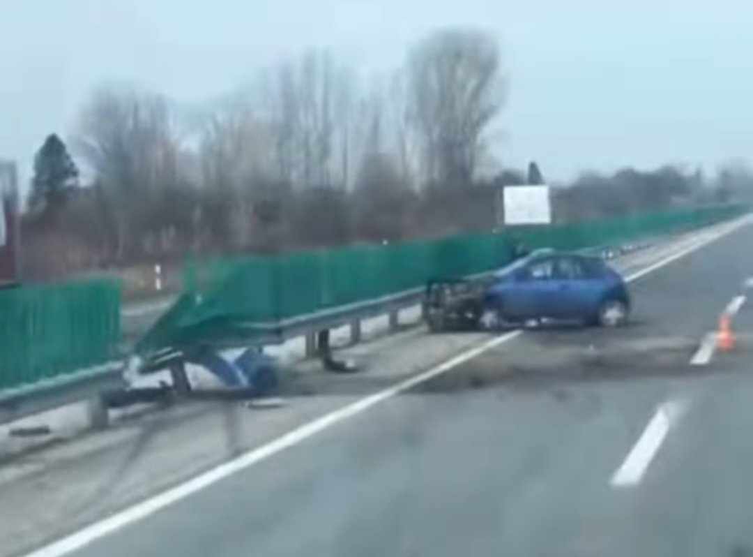 ФОТО Тешка сообраќајна несреќа на автопатот Скопје-Велес