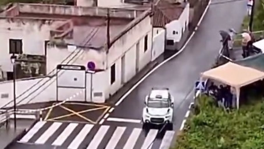 ВИДЕО Со автомобил случајно сруши куќа – вакво нешто не се памети!