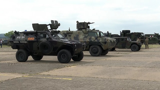 Денеска македонската армија со копнени борбени дејства и бојни гаѓања