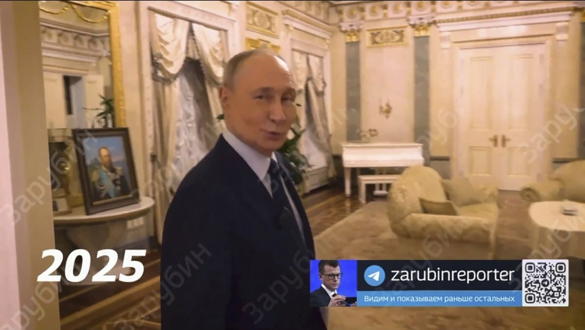ВИДЕО Путин за прв пат го покажа својот стан!