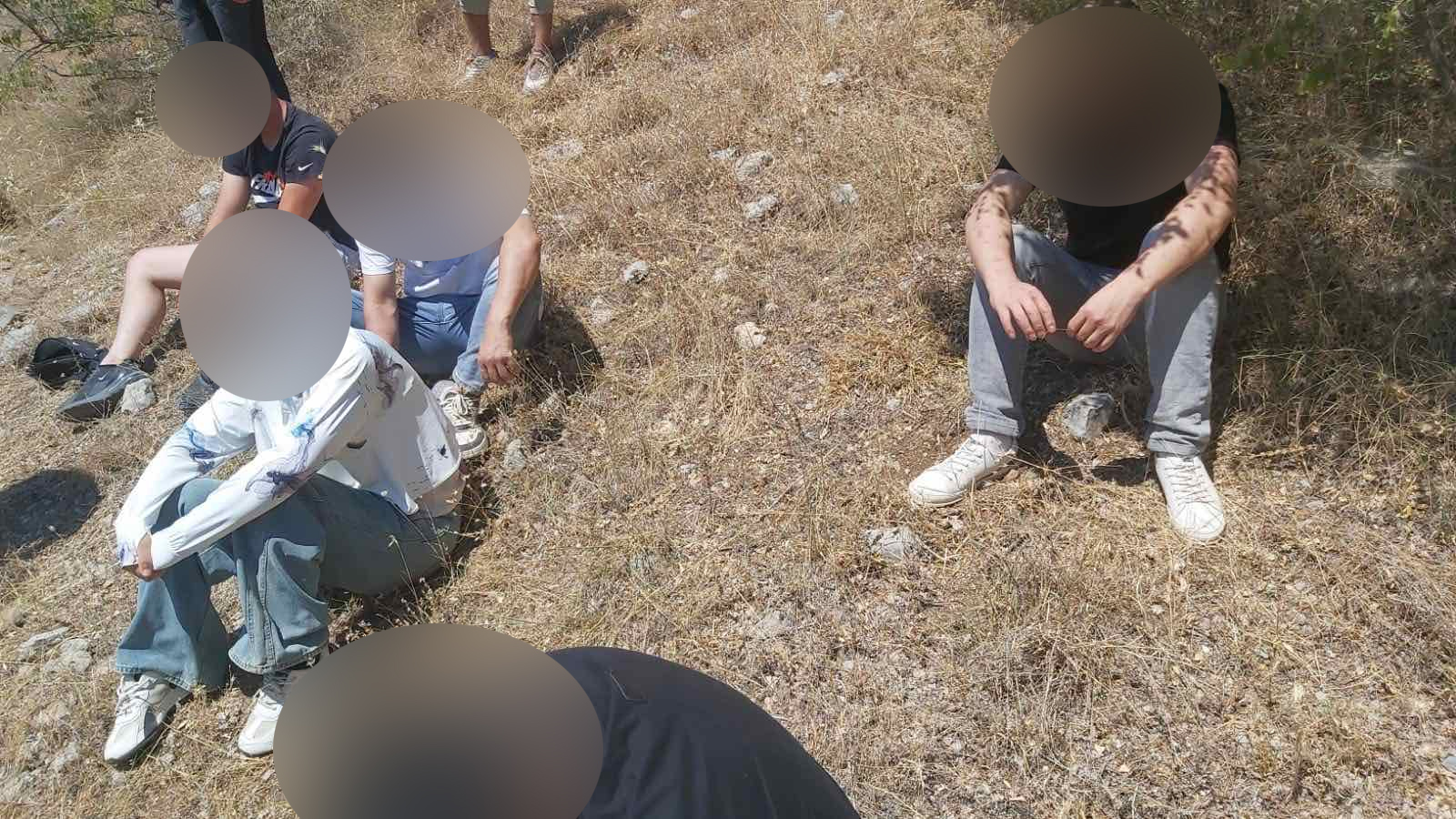 Сузбиена организирана криминална група инволвирана во криумчарење на мигранти, лишени од слобода шест лица