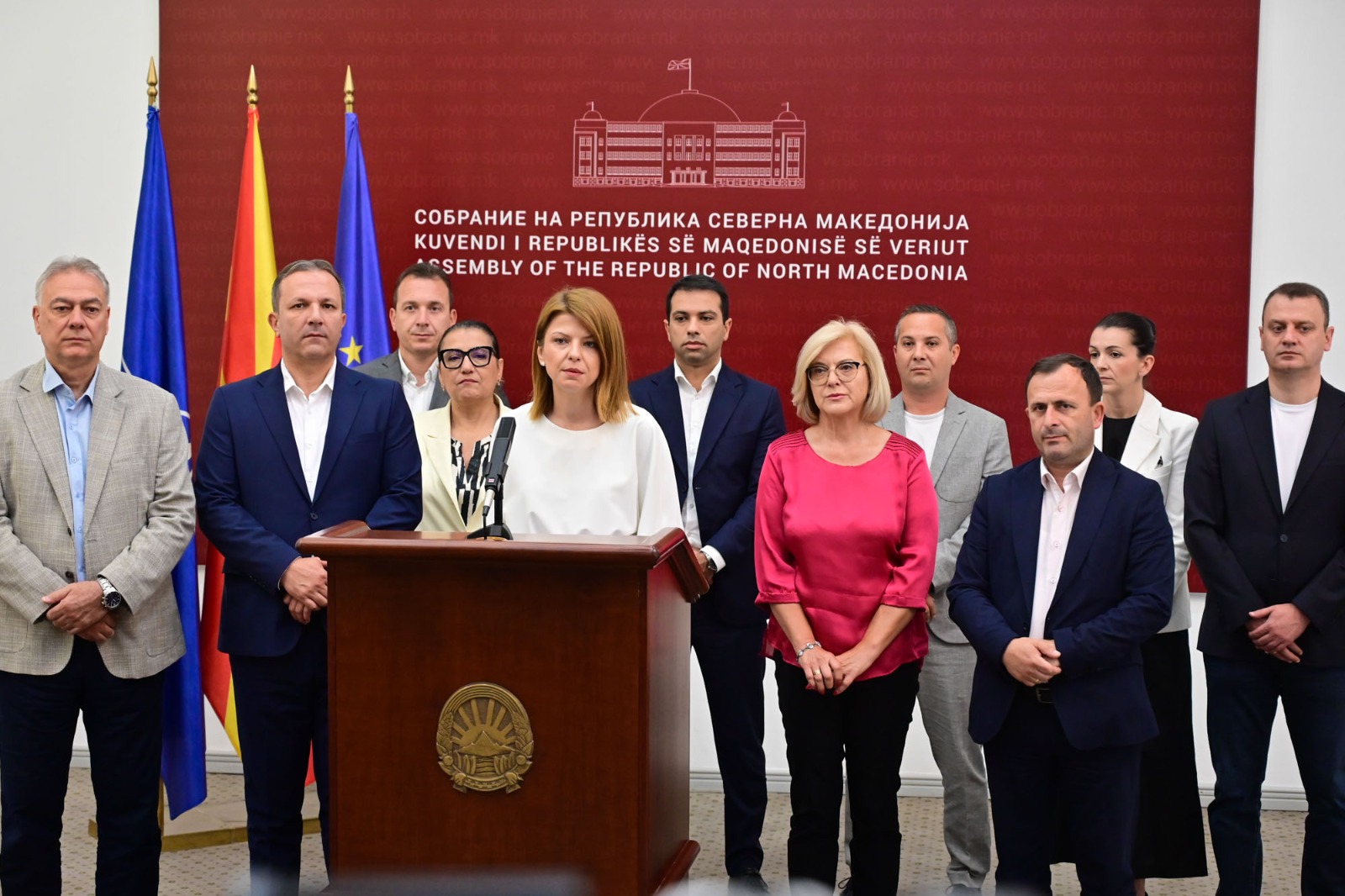 Лукаревска: Со ребалансот ќе има повеќе манго, папаја и приватни авиони за функционерите