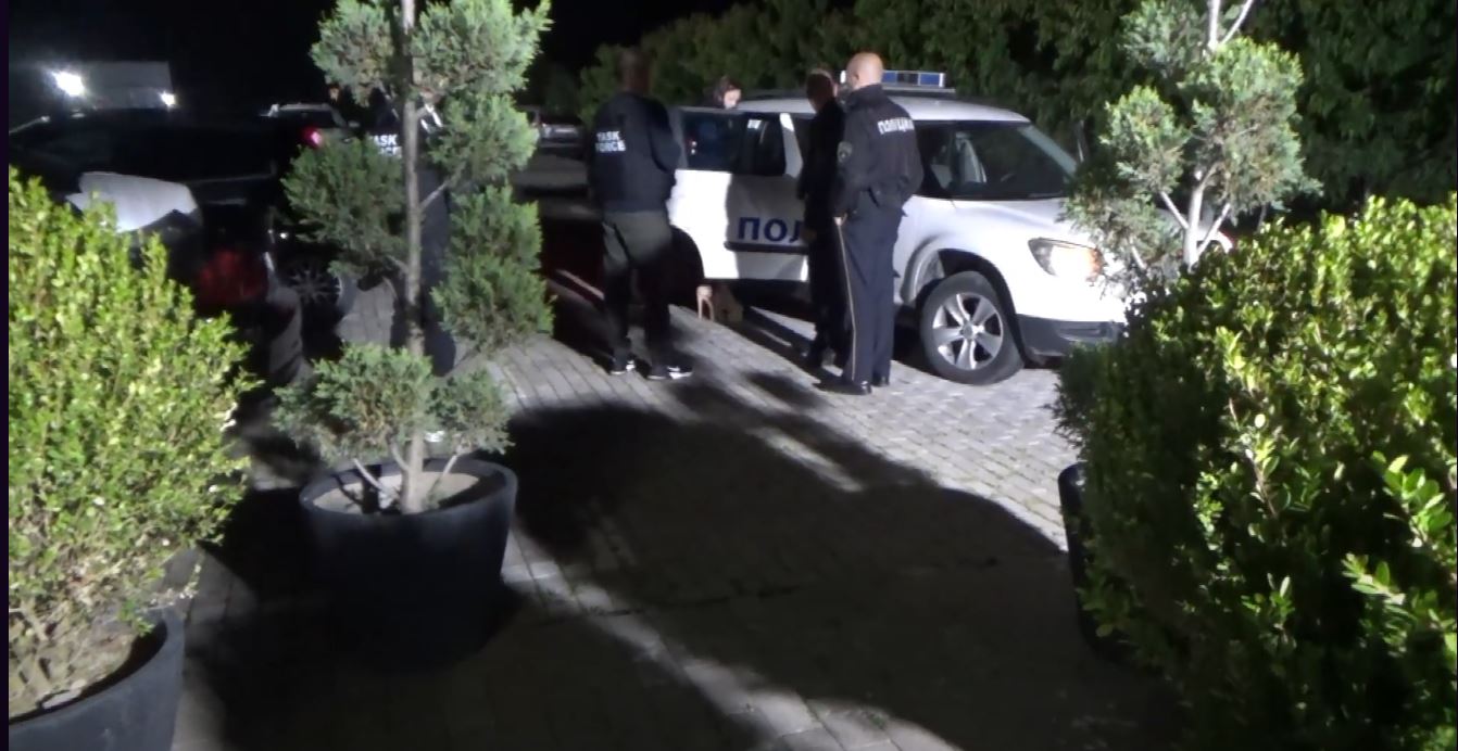 ВИДЕО Приведени девет лица во акција за сузбивање на трговија со луѓе и илегална миграција