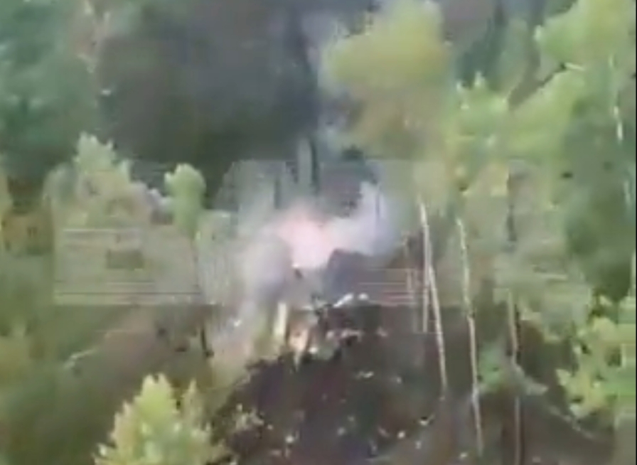 ВИДЕО Први снимки од урнатиот авион во Русија
