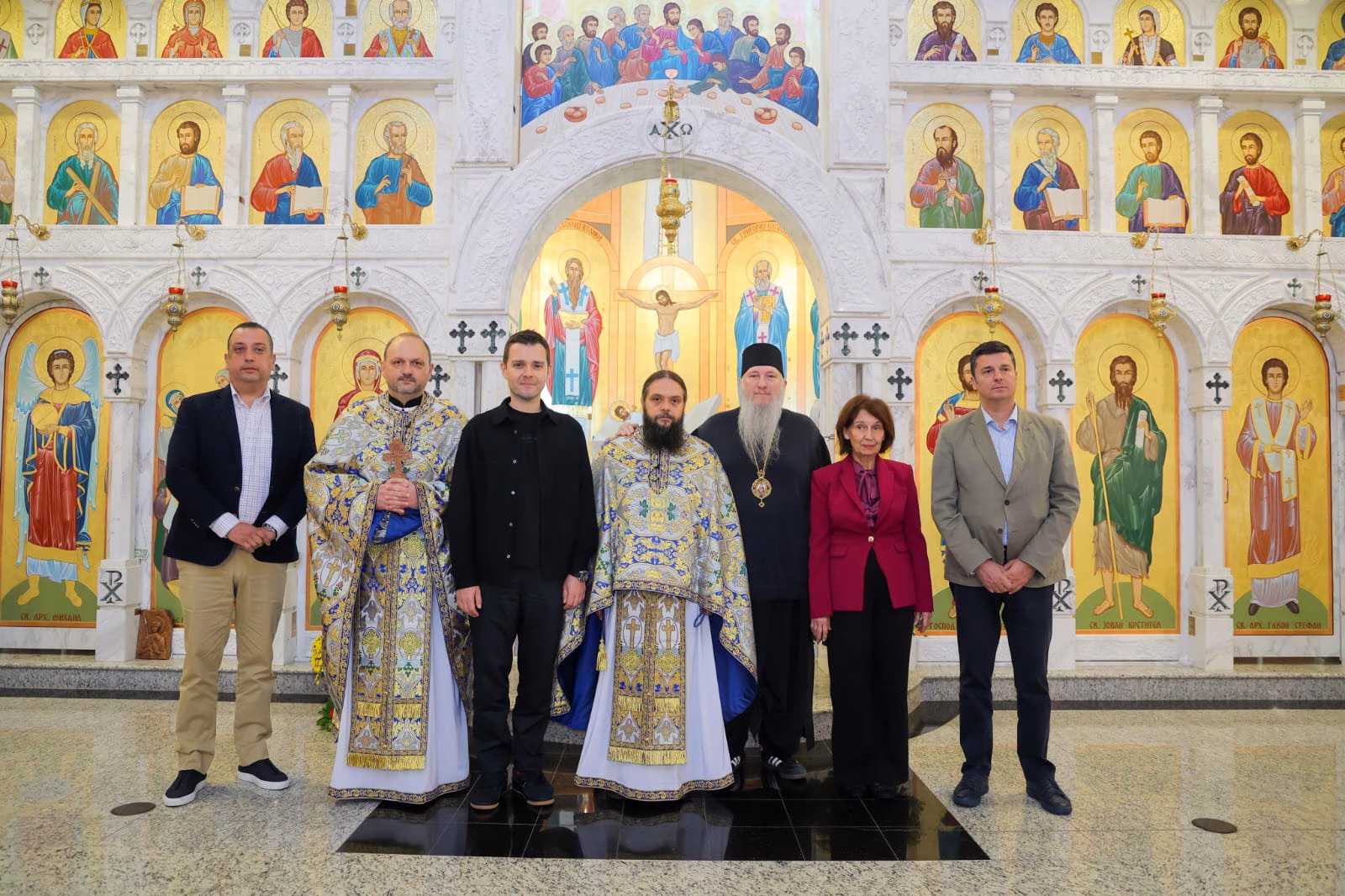 Сиљановска-Давкова во црквата на македонската заедница во Мичиген: И кога сум во САД, се чувствувам како да сум дома!