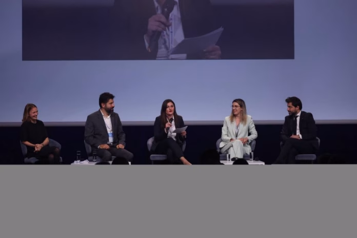 db9309a28a3b43bcf45754e8084ed512