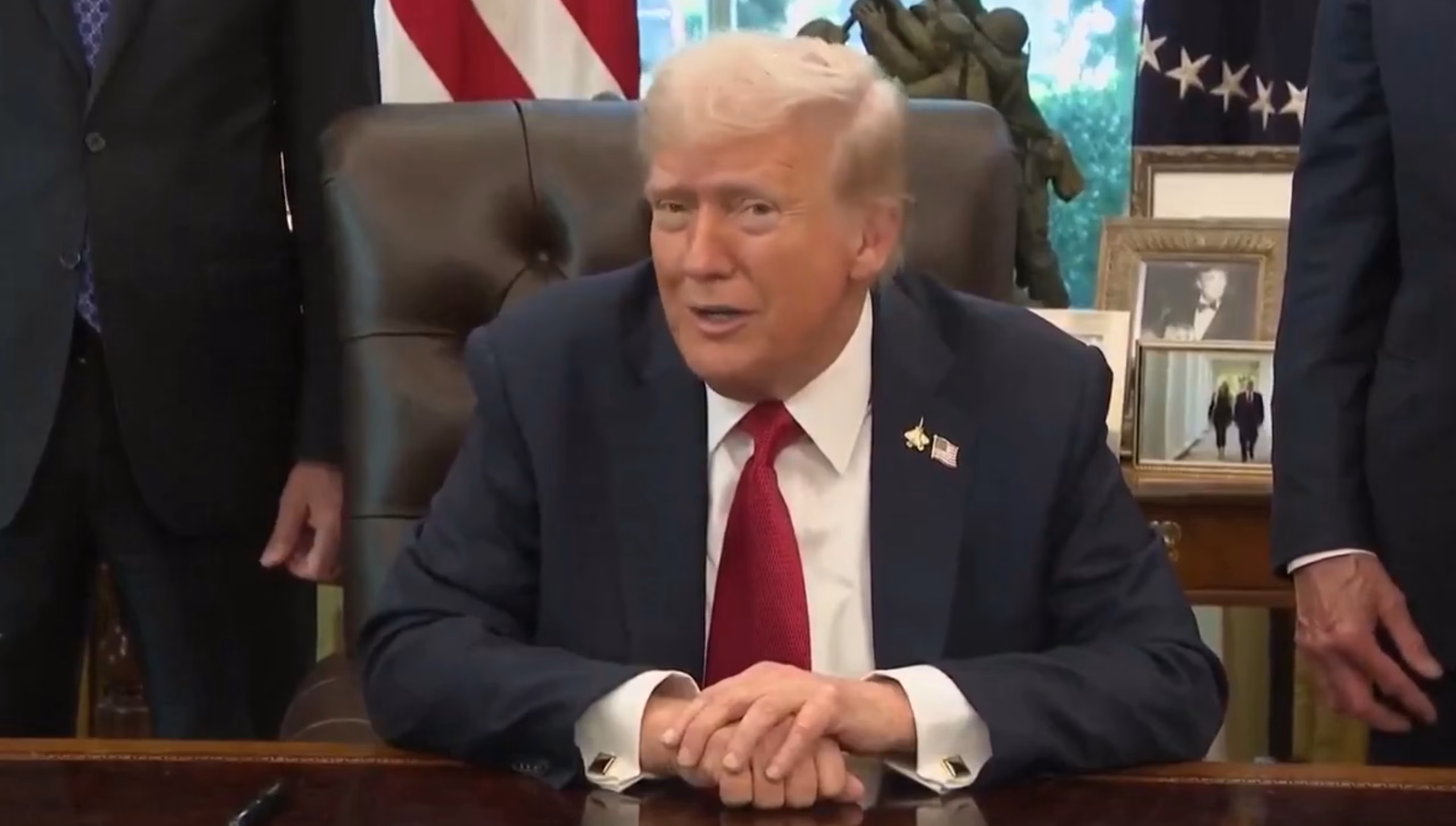 ВИДЕО Трамп: Грета е луда, треба да оди на лекар