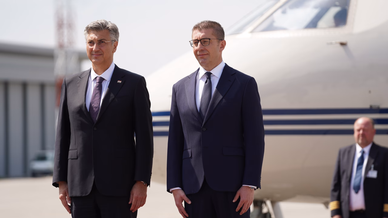 Мицкоски: Нема веќе идентитетски отстапки за влез во ЕУ, подготвени сме да ја платиме цената