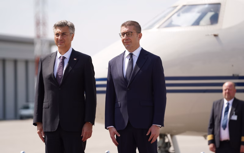 Мицкоски: Нема веќе идентитетски отстапки за влез во ЕУ, подготвени сме да ја платиме цената
