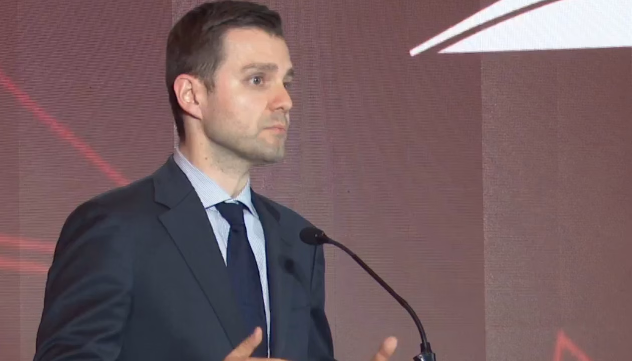 Муцунски од Самитот „Македонија 2025“: Имаме талент и знаење, време е потенцијалот да го претвориме во резултати