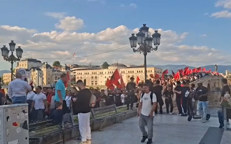 Студентски протест во Скопје: Се бара полагање на правосудниот испит на албански јазик