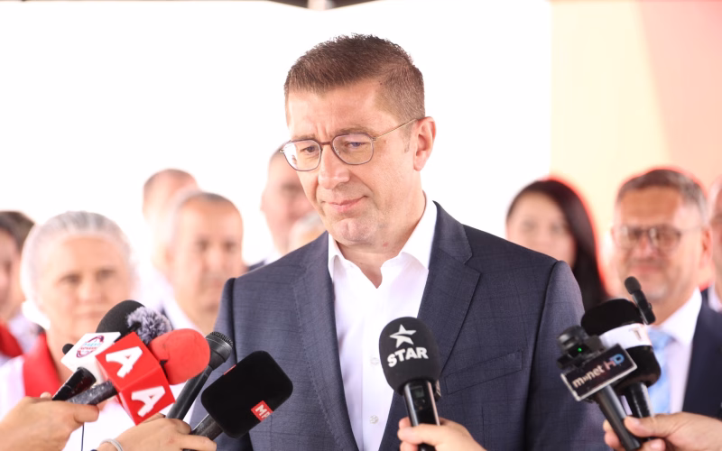 Мицкоски: Владата ќе направи сé што може за да им помогне на извозно ориентираните компании