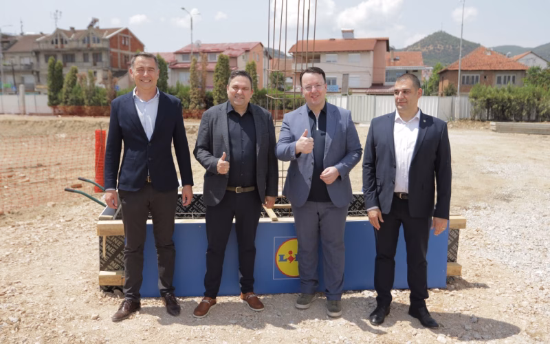 И Струмица го добива својот Lidl: Поставен камен-темелникот на новиот маркет