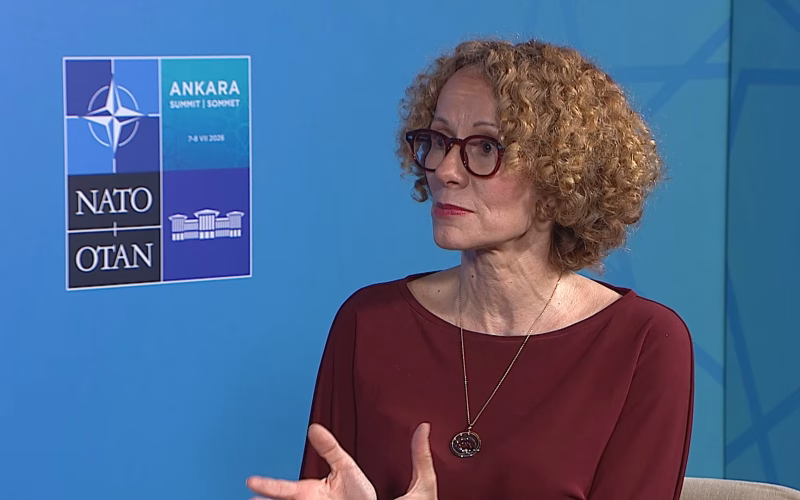 Шекеринска: Ако ја наградиме агресијата во Украина, војната ќе затропа на вратата на НАТО сојузниците