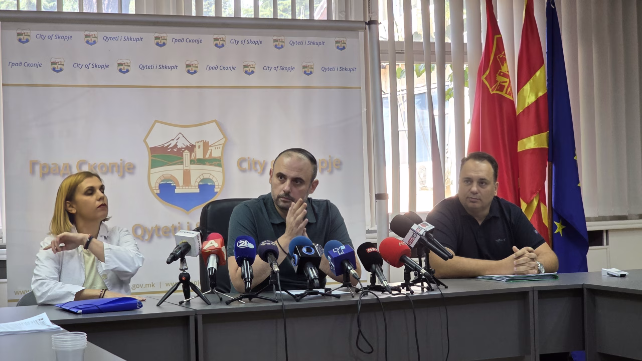 Ѓорѓиевски: Водата во Скопје е меѓу најбезбедните, ширењето паника е организиран напад и ќе заврши во МВР