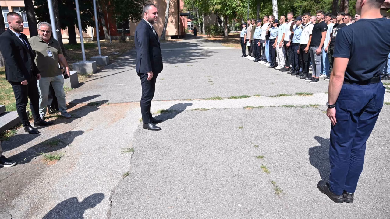 Тошковски: По 30 години повторно се создава нова генерација полициски службеници