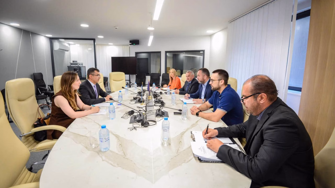 Тошковски и Клековски бараат поефикасна борба против дрогата и подобар третман на зависностите