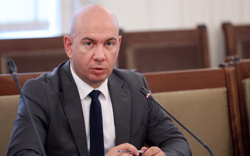 Македонија му забрани влез на бугарски пратеник