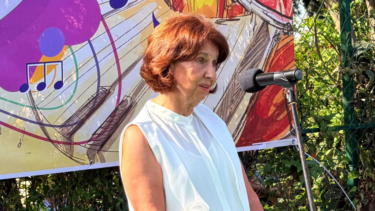 Сиљановска-Давкова: Првачињата да се борат за знаење, а не само за оценки