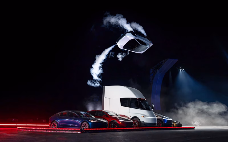 „Тесла“ го претстави својот прв „летечки автомобил“ – Roadster забрзува до 100 км/ч за помалку од секунда