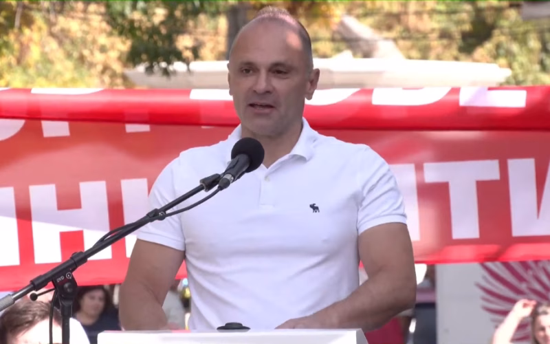 Филипче од маршот на СДСМ: Предците се бореа да имаме држава, ние мора да се избориме младите да останат во неа